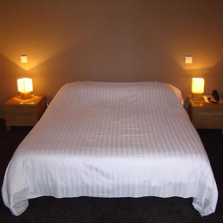 Restaurant - La Ferme De Vaux 2* Creil