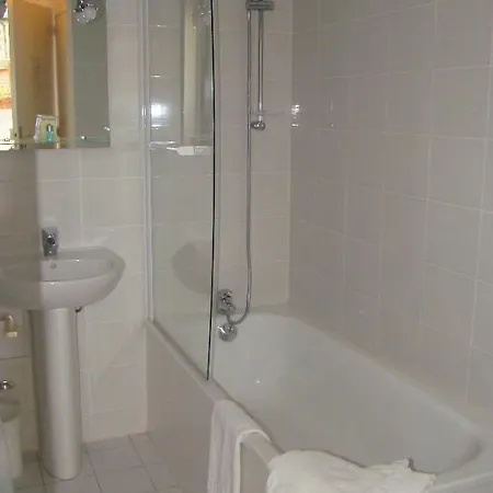 Restaurant - La Ferme De Vaux 2* Creil