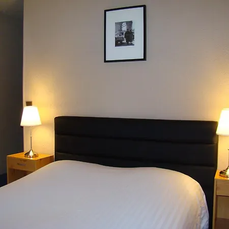 Hotel Restaurant - La Ferme De Vaux Creil